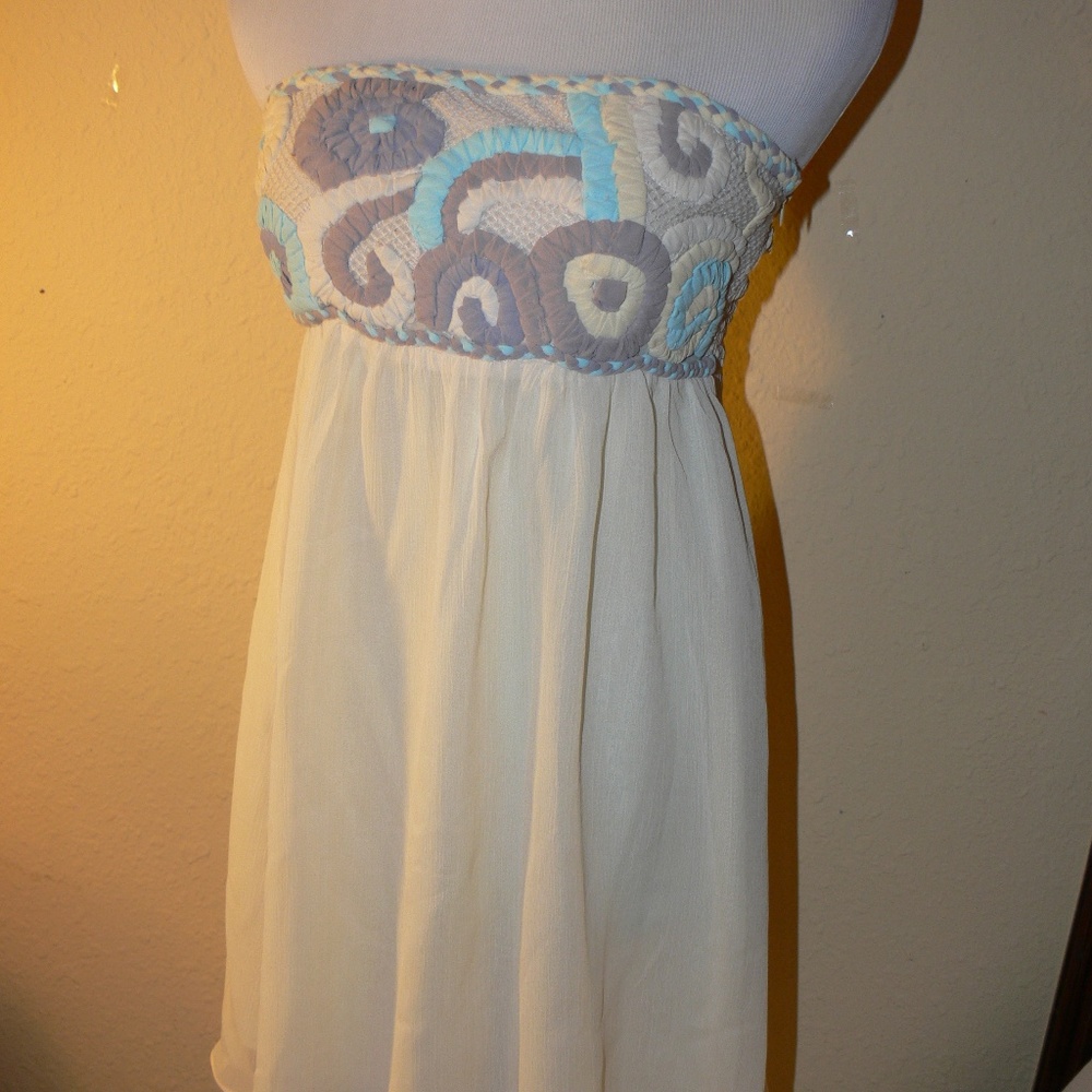 Luluvia Strapless Dress